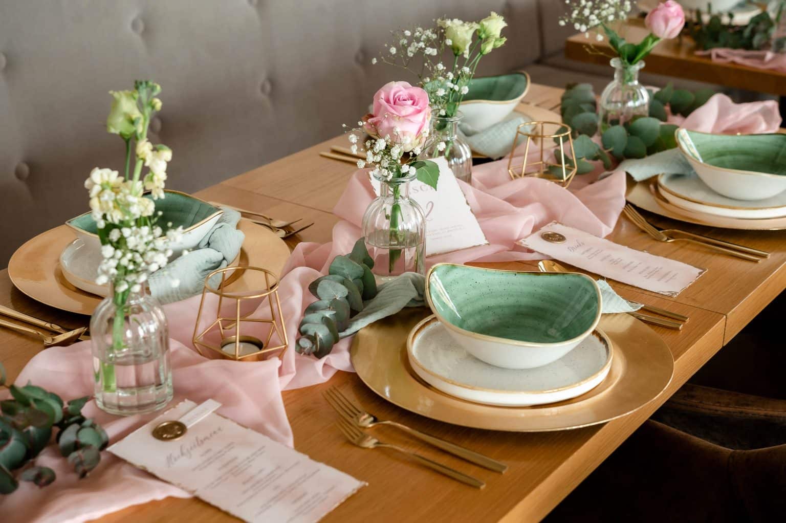 Hochzeitskathi - Tischdekoration rosa mit mint und gold