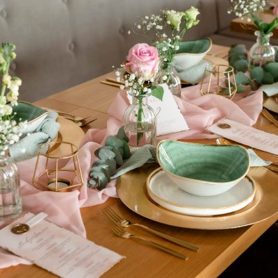 Hochzeitskathi - Tischdekoration rosa mit mint und gold