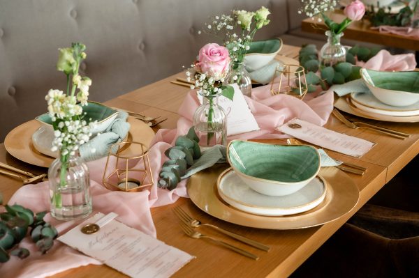 Hochzeitskathi - Tischdekoration rosa mit mint und gold