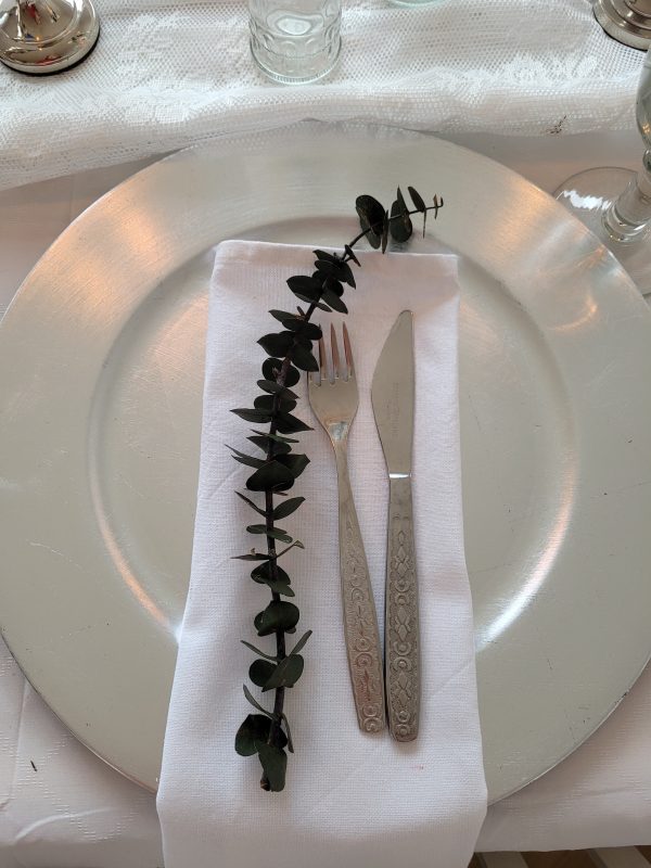 Hochzeitskathi - Tischdekoration Platzteller silber