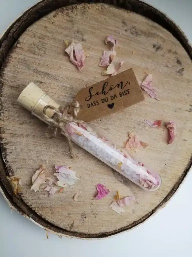 Hochzeitskathi - Gastgeschenke Badesalz rosa Rosenblüten 10