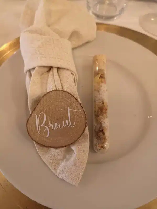 Hochzeitskathi - Platzkarten Holz 4