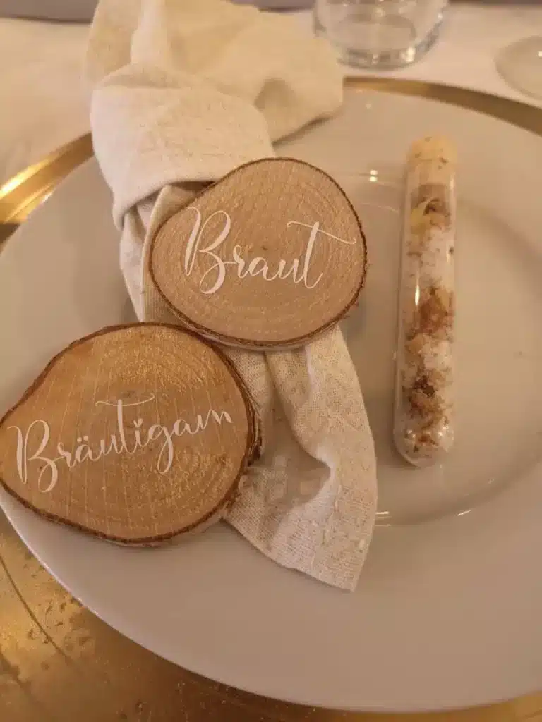 Hochzeitskathi - Platzkarten Holz 2