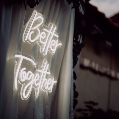 Hochzeitskathi - Neon Schild Better Together