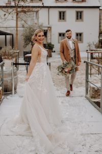 Hochzeitskathi - Hotel Freihof Prichsenstadt Brautpaar Winterhochzeit