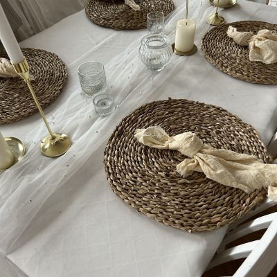 Hochzeitskathi - Tischläufer mit Perlen