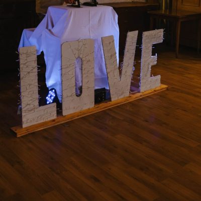 Hochzeitskathi - Leihartikel Dekoration - Love Buchstaben